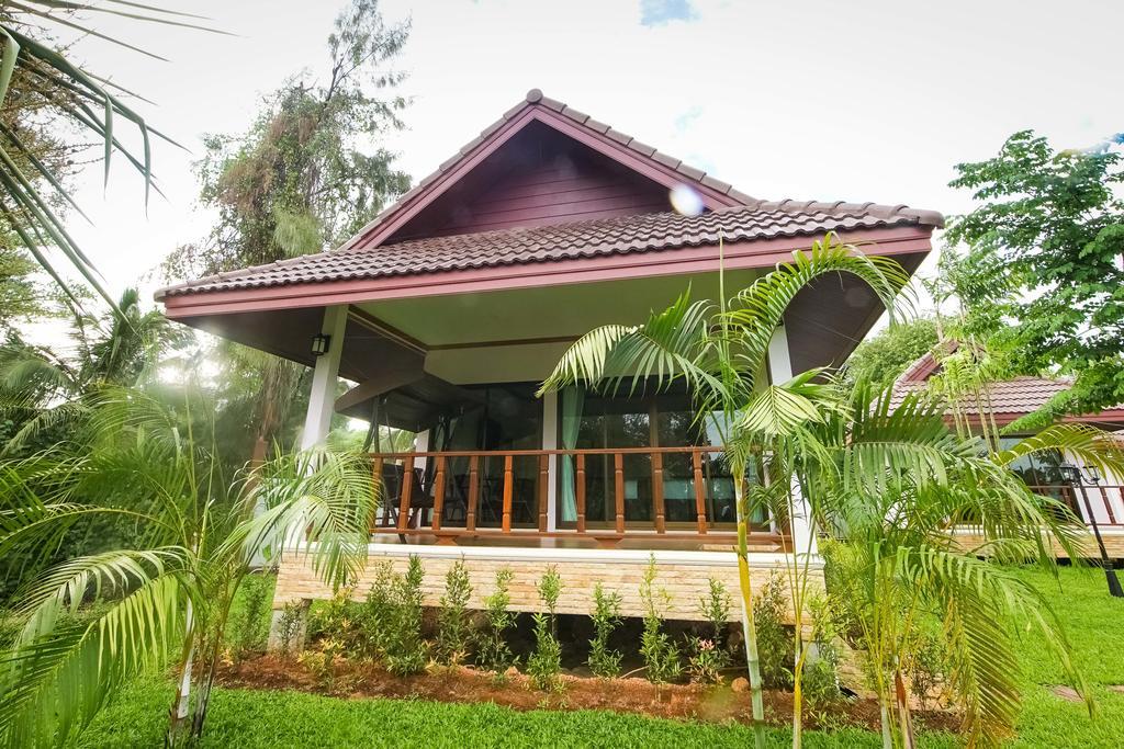Pawarisa Resort Pathio Exterior foto
